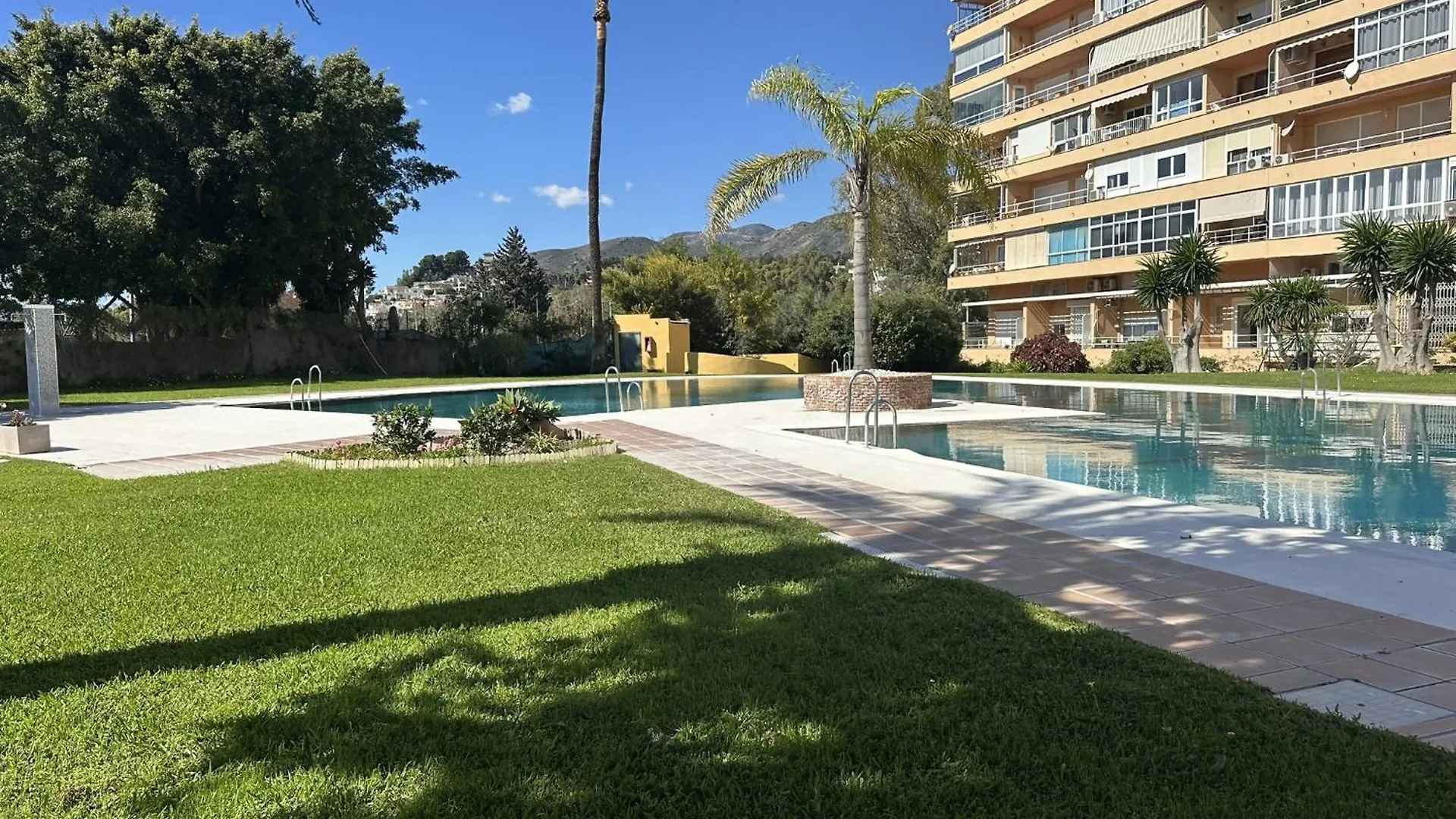 La Colina Beach Nest توريمولينوس 0*,  إسبانيا